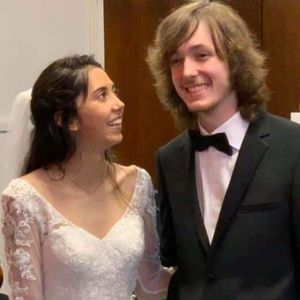 Meet your Posher, Levi